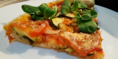 Vegan pizza i tijesto za pizzu